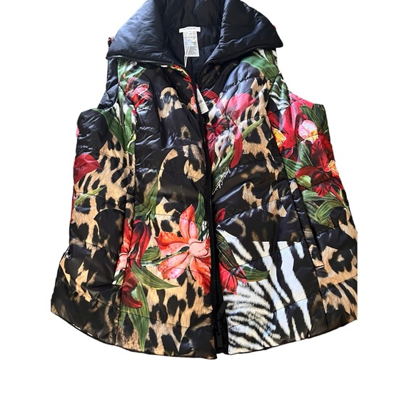 Multi-color multi print & floral Chico’s PUFFER VEST Size 2 (12/14) NWT - Picture 4 of 6